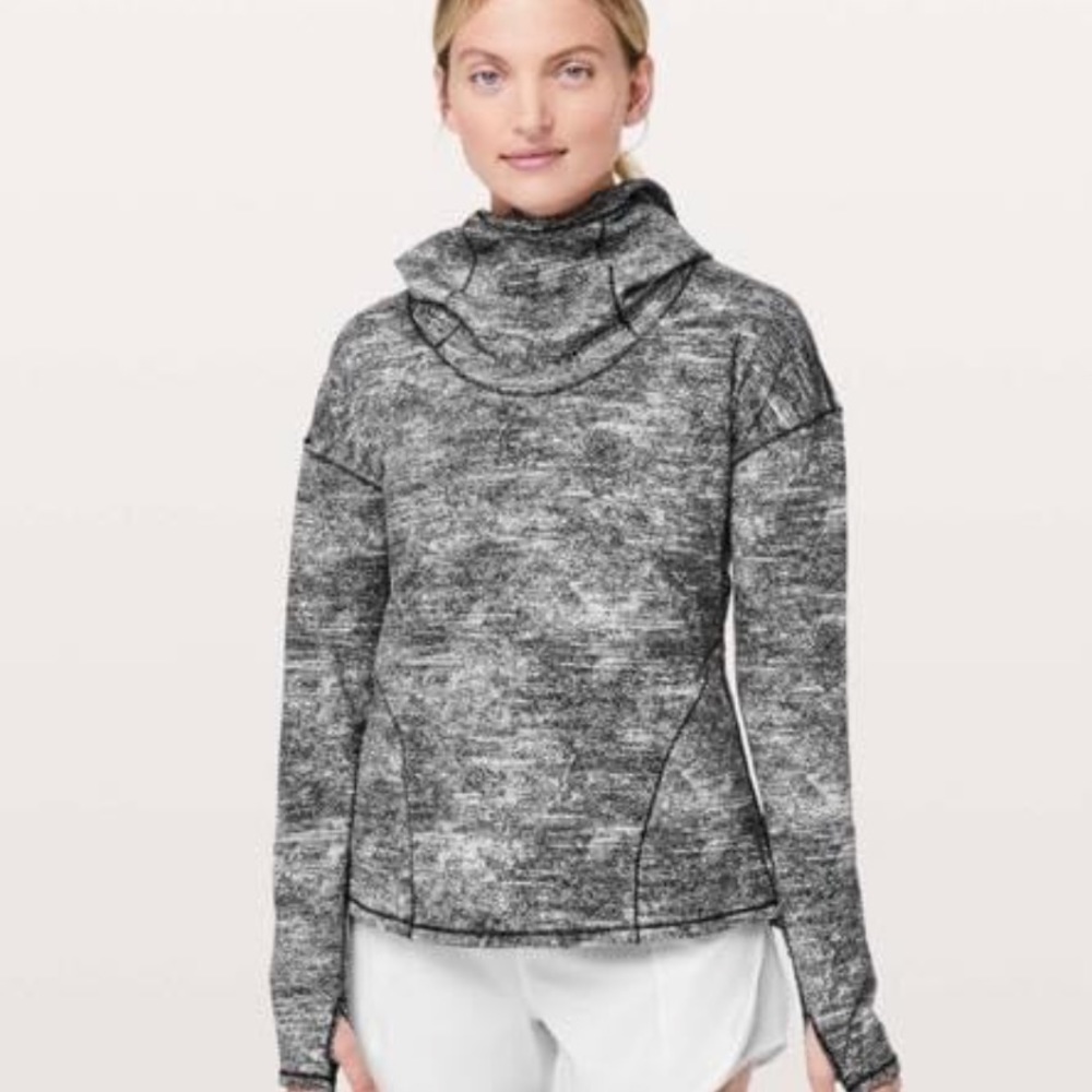 Lululemon Forever Endeavour Long Sleeve Rush Jacquard Black White size 8